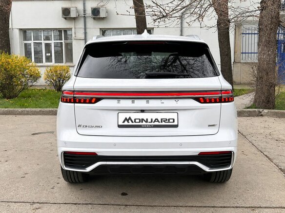 2026 Geely Monjaro I Рестайлинг, белый, 4954990 рублей - вид 6