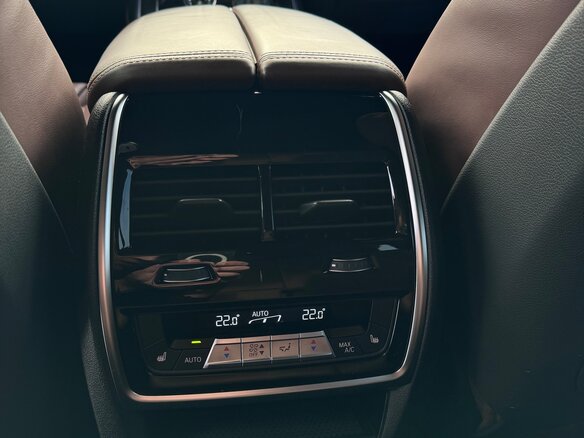 2019 BMW X7 M50d I (G07), чёрный, 11500000 рублей - вид 17