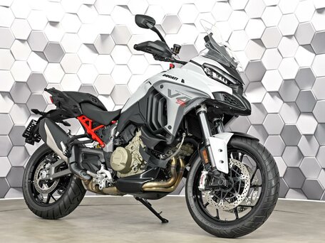 2025 Ducati Multistrada V4, белый, 2829000 рублей, вид 1