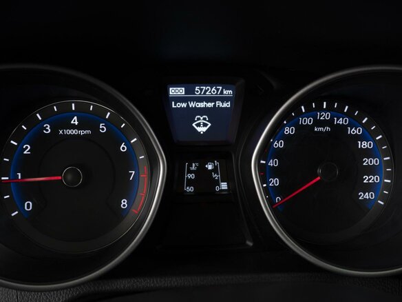2016 Hyundai i30 II Рестайлинг, серебристый, 1000000 рублей - вид 11