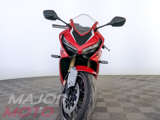 2021 Honda CBR 650R, красный, 925000 рублей, вид 4
