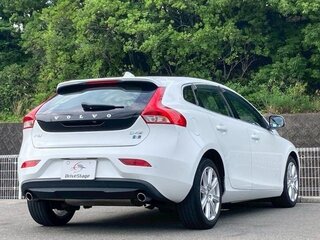 2016 Volvo V40 II, белый, 880001 рублей, вид 5