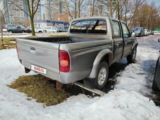 2005 Mazda B-series V, серебристый, 625000 рублей, вид 4