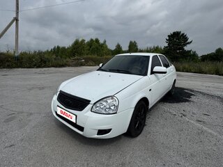 2015 Lada (ВАЗ) Priora I Рестайлинг, белый, 650000 рублей, вид 1