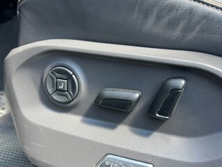 2018 Volkswagen Touareg III, коричневый, 4700000 рублей, вид 4