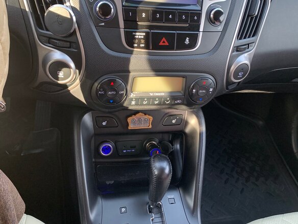 2012 Hyundai ix35 I, белый, 1030000 рублей - вид 6
