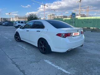 2010 Honda Accord VIII, белый, 999999 рублей, вид 4