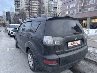 2011 Mitsubishi Outlander II Рестайлинг, чёрный, 950000 рублей, вид 5