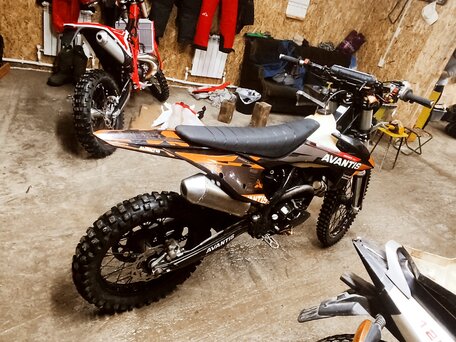 2023 Avantis Enduro 250 Pro/EFI, чёрный, 210000 рублей, вид 3
