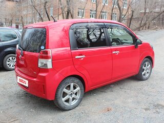 2016 Toyota Spade, красный, 850000 рублей, вид 4