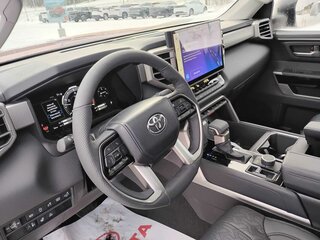 2024 Toyota Tundra CrewMax III, пурпурный, 13000000 рублей, вид 4