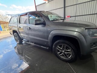 2012 Volkswagen Amarok Double Cab full-time I, серый, 1700000 рублей, вид 2