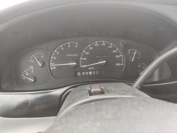 1998 Ford Explorer II, зелёный - вид 18