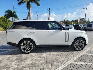 2024 Land Rover Range Rover P400 MHEV Long V, белый, 20801676 рублей, вид 5