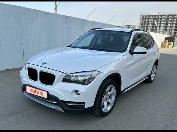 2012 BMW X1 18i I (E84) Рестайлинг, белый, 1300000 рублей