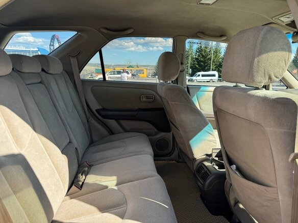 1998 Toyota Harrier I (XU10), серый, 900000 рублей - вид 11