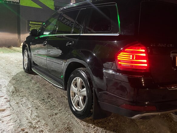 2010 Mercedes-Benz GL-Класс 350 I (X164) Рестайлинг, чёрный, 1750000 рублей - вид 13