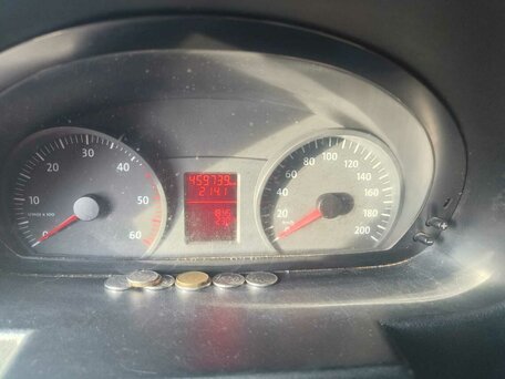 2007 Volkswagen Crafter, серебристый, 1250000 рублей, вид 2