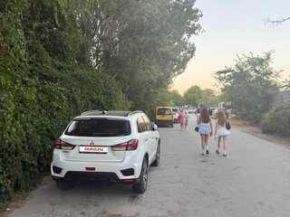 2020 Mitsubishi ASX I Рестайлинг 3, белый, 1690000 рублей, вид 4