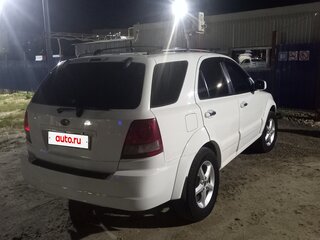 2004 Kia Sorento I, белый, 950000 рублей, вид 4