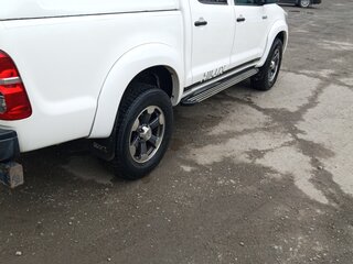 2013 Toyota Hilux VII Рестайлинг, белый, 1730000 рублей, вид 2