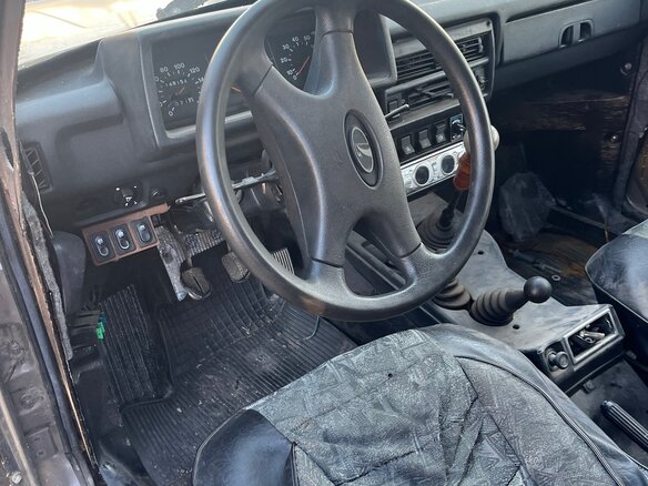 2008 Lada (ВАЗ) 2121 (4x4) I Рестайлинг, коричневый, 500000 рублей - вид 5