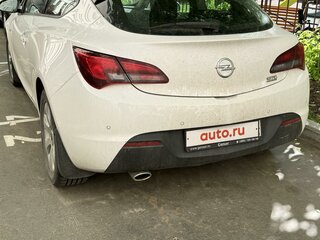 2014 Opel Astra GTC J Рестайлинг, белый, 1100000 рублей, вид 3