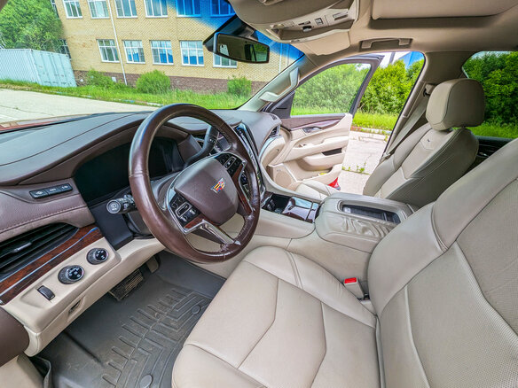 2015 Cadillac Escalade IV, красный, 3800000 рублей - вид 6