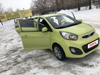 2011 Kia Picanto II, жёлтый, 900000 рублей, вид 2
