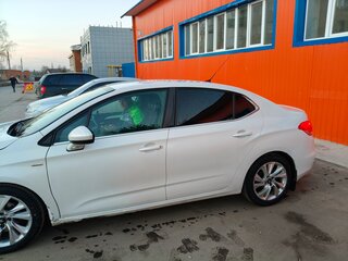 2013 Citroen C4 II, белый, 515000 рублей, вид 4