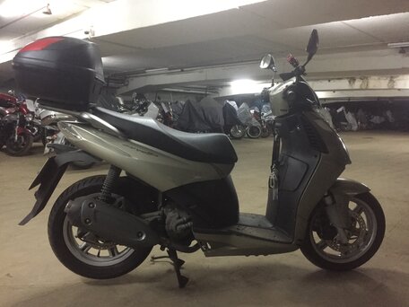 2010 Aprilia SportCity 300, серебристый, 300000 рублей, вид 4