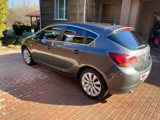 2010 Opel Astra J, серый, 690000 рублей, вид 5