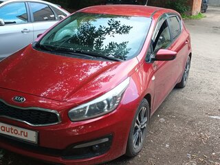 2016 Kia Ceed II Рестайлинг, красный, 1050000 рублей, вид 1