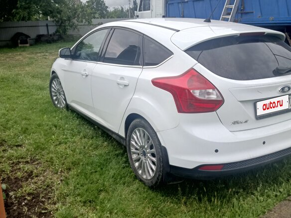 2013 Ford Focus III, белый, 1030000 рублей - вид 5