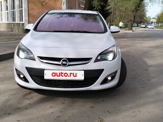 2012 Opel Astra J Рестайлинг, белый, 1000000 рублей, вид 2
