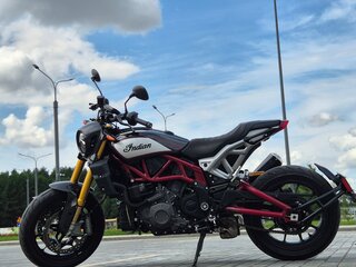 2021 Indian FTR 1200, пурпурный, 1494803 рублей, вид 2