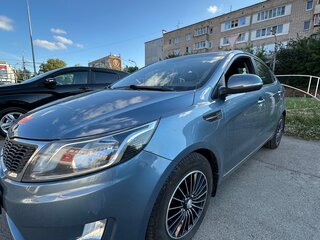 2015 Kia Rio 6-speed III, синий, 1320000 рублей, вид 2