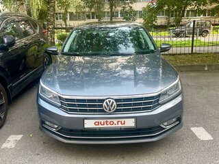 2016 Volkswagen Passat (North America and China) I Рестайлинг, серый, 1599000 рублей, вид 2