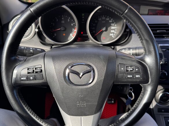 2011 Mazda 3 II (BL), белый, 950000 рублей - вид 17