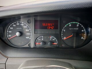 2013 Iveco Daily, белый, 2137000 рублей, вид 4