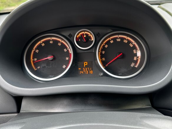 2008 Opel Corsa D, серый, 620000 рублей - вид 5
