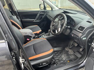 2018 Subaru Forester IV Рестайлинг 2, серый, 2650000 рублей, вид 2