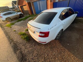 2014 Skoda Octavia III (A7), белый, 1000000 рублей, вид 3