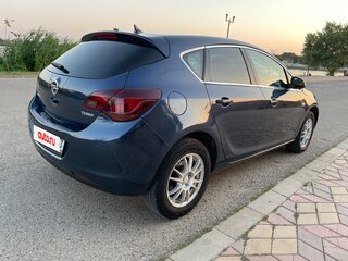 2011 Opel Astra J, синий, 650000 рублей, вид 5