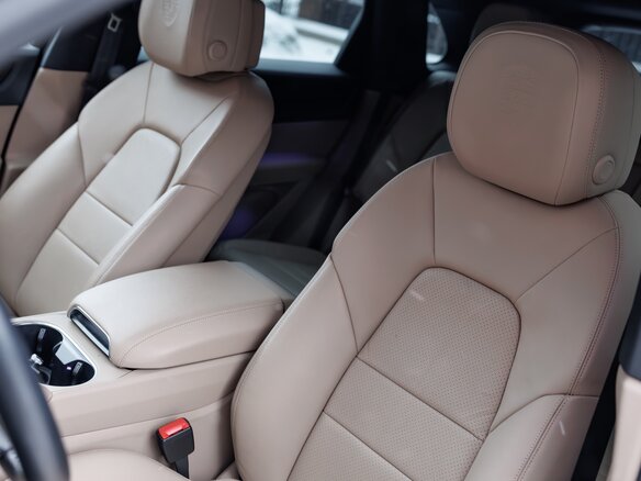 2020 Porsche Cayenne III, синий, 11500000 рублей - вид 19