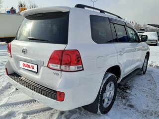 2009 Toyota Land Cruiser 200 Series, белый, 3300000 рублей, вид 5