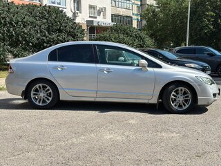 2008 Honda Civic VIII, серый, 750000 рублей, вид 4
