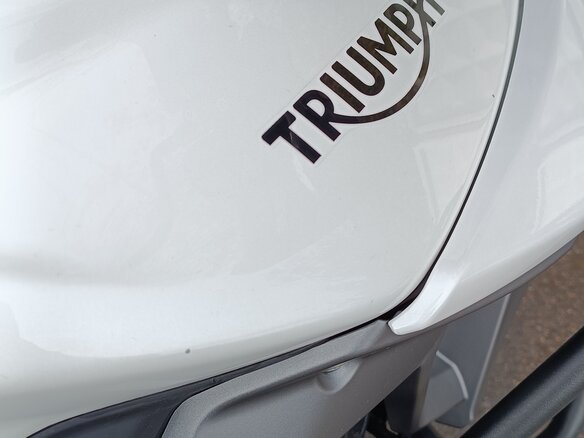 2016 Triumph Tiger 800, белый, 720000 рублей - вид 10