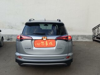 2017 Toyota RAV4 IV (XA40) Рестайлинг, серый, 2250000 рублей, вид 2
