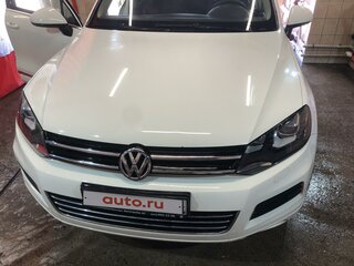 2010 Volkswagen Touareg II, белый, 2149000 рублей, вид 5